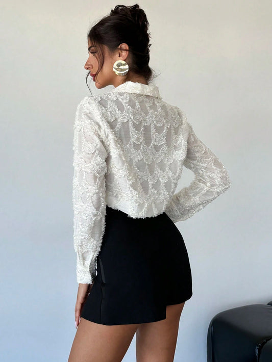 White Crossed Neckline Fitted Blouse – Elegant Women’s Office Wear