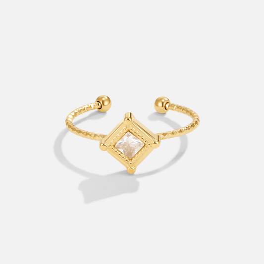 18K Sofia Diamond-Shaped Ring