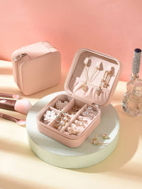 Green Velvet Jewellery Storage Box – Elegant Organizer with Mirror & Compartments