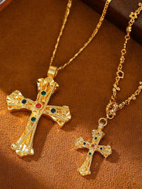 Vintage Cross Pendant Necklace – Fashion Chain, Gold-Plated Statement Jewellery for Women.