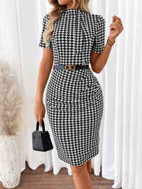 Solid Split Back Bodycon Dress
