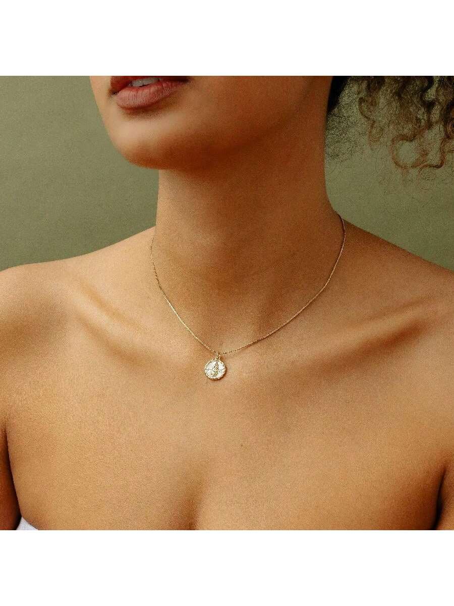 Gold-Plated Lady of Guadalupe Pendant Necklace – Adjustable Chain - Women's Faith-Inspired Jewellery"