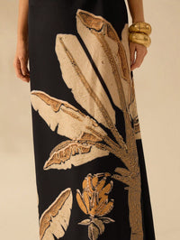 Bohemian Sleeveless Black Dress with Banana Tree Print – Hollow Waist & Back Tie Detail