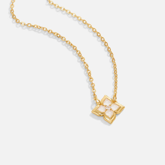 18K Dalia White Iris Clover Necklace – Elegant Floral Pendant Jewelry