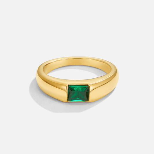 Elegant Gold-Plated Ring with Emerald Gemstone