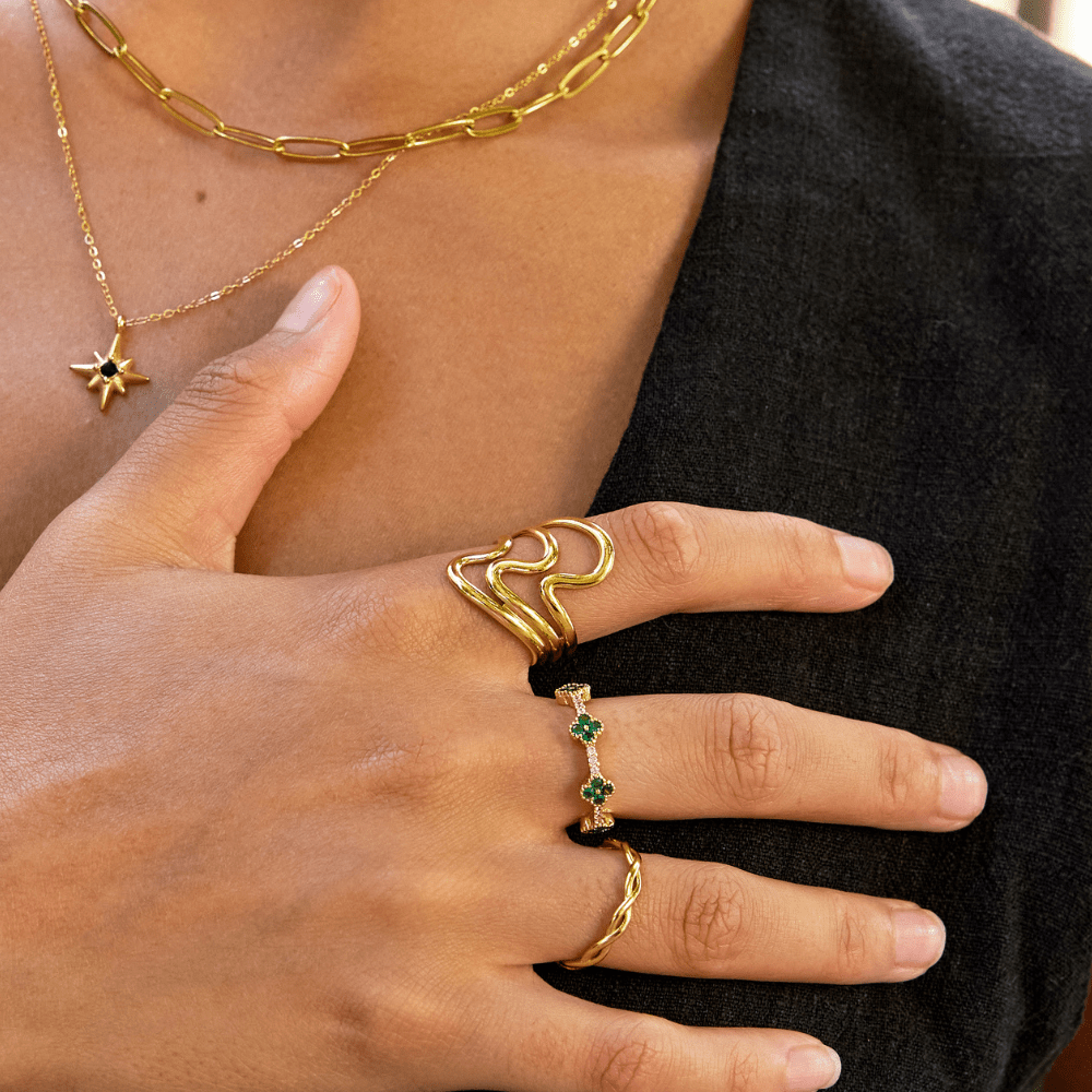 Golden Waves Wrap Ring – Elegant Gold-Plated Adjustable Ring