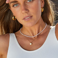 18K Gold Moonstone Pendant Necklace