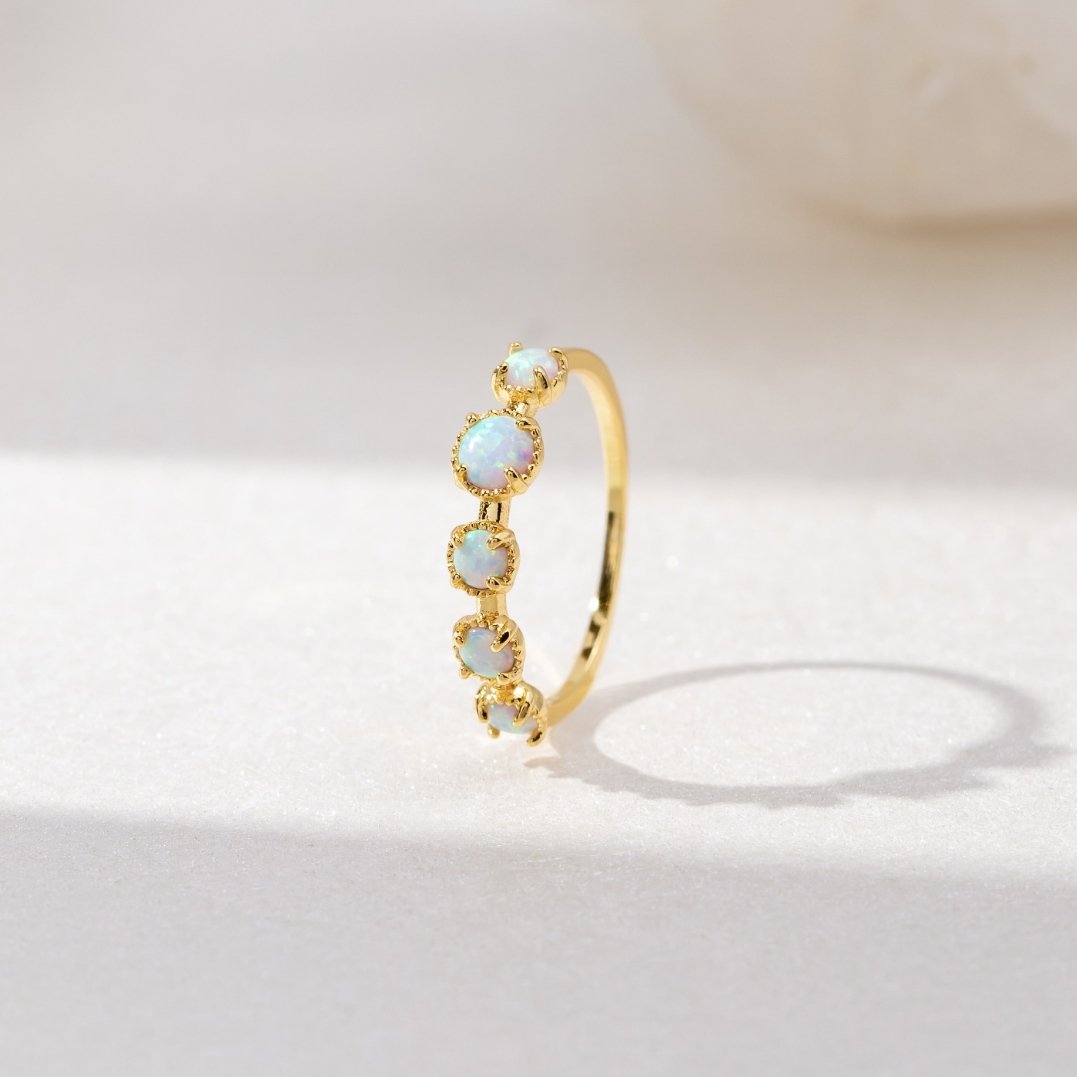 18K Gold Tiffany Opal Stone Ring