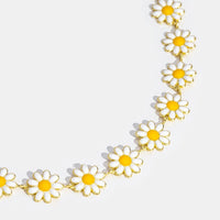 18K Gold White Daisy Flower Necklace